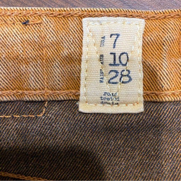 Volcom sz 7 “what the twill” high waited shorts. Mustard color,perfect condition - Picture 6 of 12